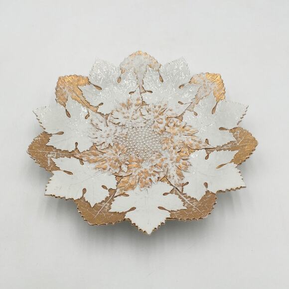 Antique Meissen Porcelain Gold and Shite Maple Leaf Plate 11.5" - Picture 1 of 5